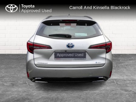 2025 Toyota Corolla Touring Sport Luna €34,950