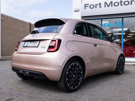 2025 Fiat 500e LA PRIMA 48KW EV €25,350