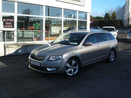 2016 Skoda Octavia COMBI STYLE 1.6 TDI 110HP 4X4 4DR