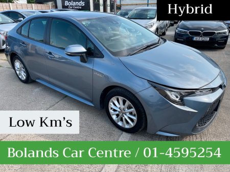 2020 Toyota Corolla (Very Low Km's) HYBRID 1.8 AUTOMATIC 4DR MODEL www.bolandscarcentre.ie