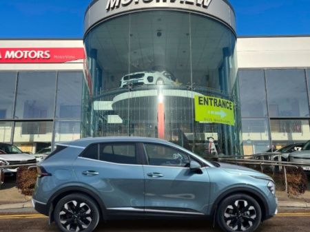 2023 Kia Sportage reserved cod Premium Spec HEV Auto*Only 15, 700 Kms* Like New Showroom Condition *Local Owner* 4 year warranty, 1 year AA membership