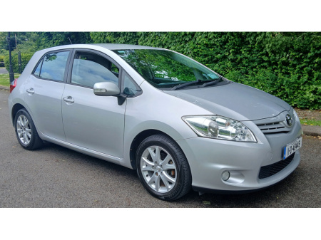 2011 Toyota Auris **NEW NCT** 1.3 5dr - FSH - 9 TOYOTA SERVICES €8,950