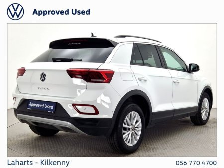 2023 Volkswagen T-Roc LIFE 1.0TSI 110HP €29,950