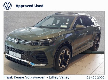 2025 Volkswagen Tiguan R-LINE 75 AUTO 2.0TDI 150BHP *SUNROOF* *CIPRESSINO GREEN METALLIC* *DELIVERY KMS* *252D REG* *BIG SAVINGS VS NEW CAR* *WHILE STOCKS LAST* *PCP 3 YRS FROM €648PM*