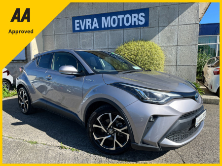 2019 Toyota C-HR SOL HYBRID AUTOMATIC 1.8 PETROL //HIGH SPEC//LOW MILES//