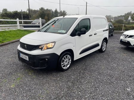 2019 Peugeot Partner  €10,500