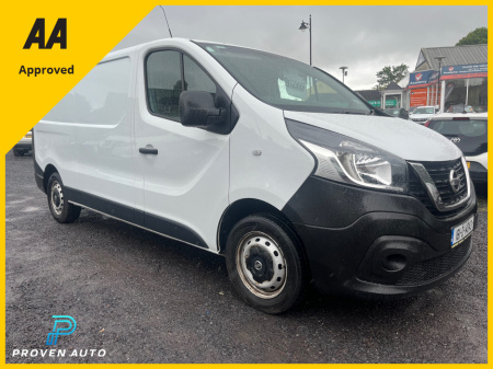 2018 Nissan NV300 LWB 120 XE 4DR NO VAT *1 Year Warranty*