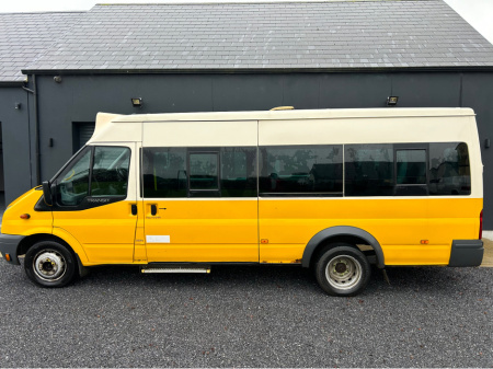 2010 Ford Transit 17 SEATER MINIBUS - NEW DOE - DAILY USE