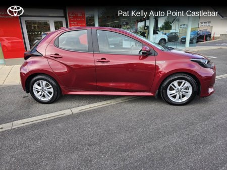 2021 Toyota Yaris Yaris Hybrid Luna €23,500