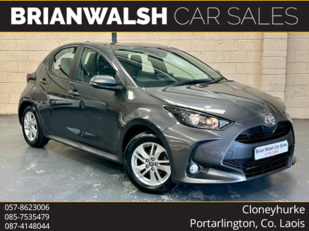 2022 Toyota Yaris 1.0 LUNA 4DR