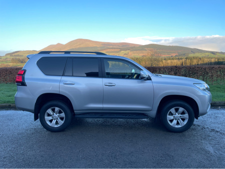 2024 Toyota Landcruiser 2.8 LWB GX AUTO Commercial