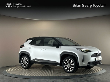 2023 Toyota Yaris Cross HYBRID LUNA SPORT