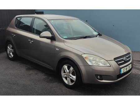2007 Kia Ceed 1.4 EX 5DR €1,650