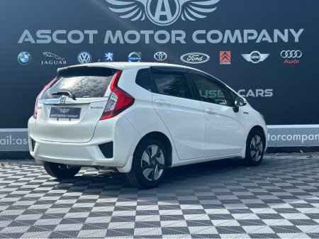 2014 Honda Fit Auto hybrid €9,250