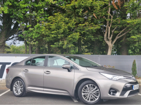 2016 Toyota Avensis 2.0 D LUNA €9,950