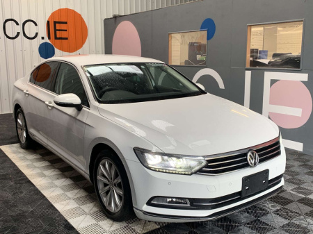 2019 Volkswagen Passat VW Passat 2.0 TDI Automatic Elegance Line / Heated Seats / Reverse Camera / Passat Automatic