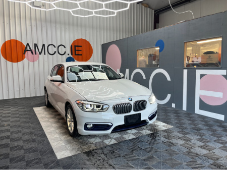 2015 BMW 1 Series BMW 1 SERIES AUTOMATIC 118I / 64k KMs / REVERSE CAMERA & MORE