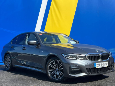 2022 BMW 3 Series 320d XDRIVE M-SPORT // DIGITAL SERVICE HISTORY // LEATHER HEATED SEATS // SATELLITE NAVIGATION // APPLE CARPLAY/ANDROID AUTO