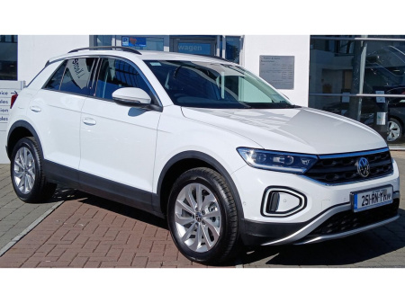 2025 Volkswagen T-Roc EDITION 75 2.0TDI 116HP *REAR VIEW CAMERA, PARK ASSIST, ADAPTIVE CRUISE CONTROL*