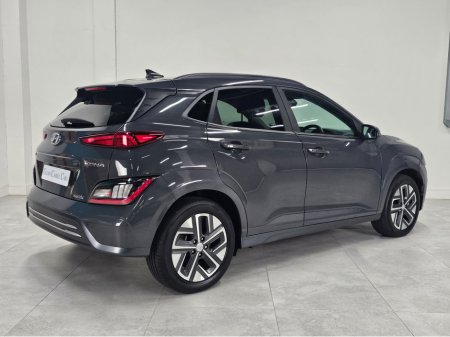 2023 Hyundai Kona PREMIUM 64 kWh EV €24,900