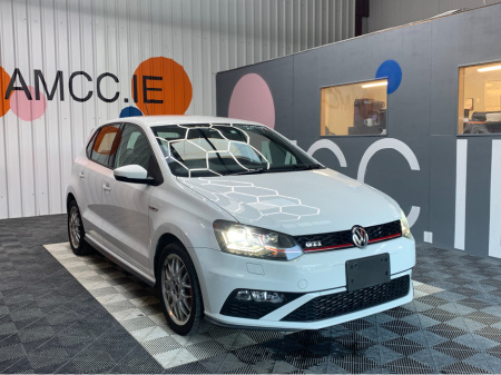 2017 Volkswagen Polo AUTOMATIC 1.8 PETROL / 66k KMs / Cruise Control, Reverse Camera & More