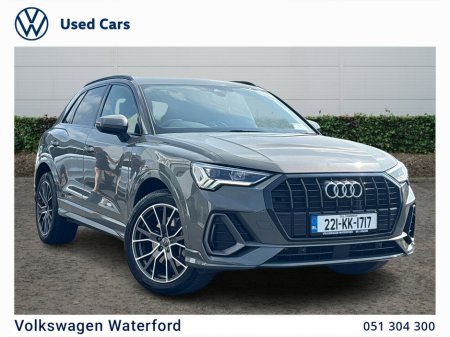 2022 Audi Q3 45 TFSI E S Tronic S line
