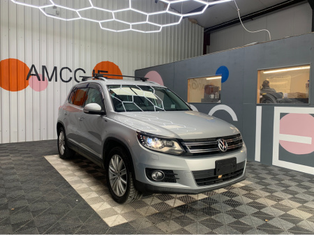 2016 Volkswagen Tiguan 1.4 PETROL AUTOMATIC / 29k KMs / Reverse Camera, Cruise Control & More