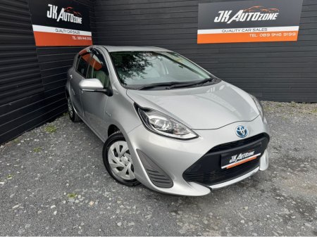 2020 Toyota Aqua 1.5 HYBRID AUTO