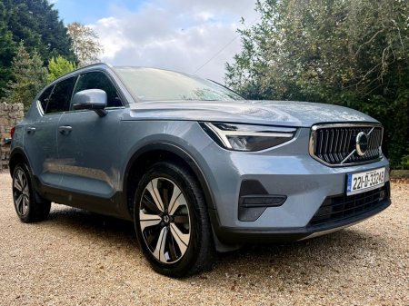 2022 Volvo XC40 1.5 T4 CORE RECHARGE *F.VOLVO.S.H*