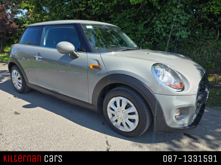 2017 MINI Hatch MINI ONE 1.2 €9,900