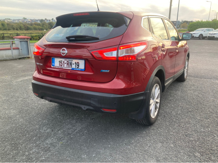 2015 Nissan Qashqai 1.5 DSL SV 5DR FSH