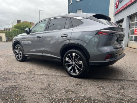 2025 MG HS HYBRID+ TROPHY €34,734