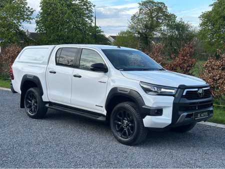 2021 Toyota Hilux Crewcab 2021 Toyota Hilux 2.8 D-4D Invincible X