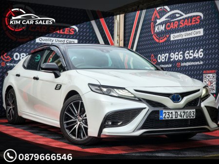 2023 Toyota Camry 1 year warranty