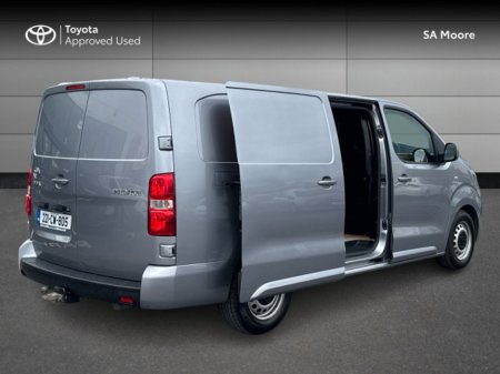 2022 Toyota Proace 2.0 GX LWB €22,750