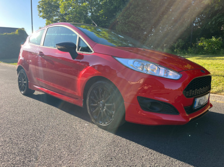 2016 Ford Fiesta 1.0T EcoBoost 125PS Red Edition €7,690