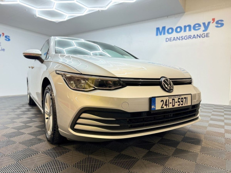 2024 Volkswagen Golf  €28,995