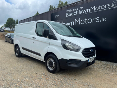 2022 Ford Transit Custom 2.0 TDCI 105 PS LEADER SWB // PRICE EXCL. VAT // ONE OWNER // FULL SERVICE HISTORY // TIMING BELT/WET BELT REPLACED // 01/26 CVRT //