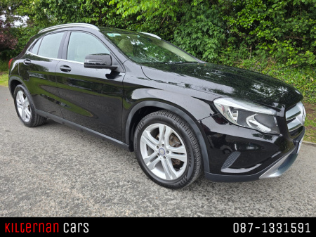 2016 Mercedes-Benz GLA Class 180 D LEATHER + PANORAMIC ROOF