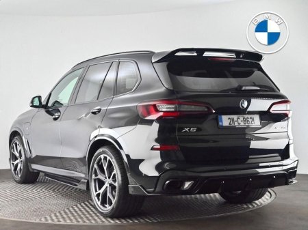 2021 BMW X5 xDrive45e M Sport €59,900