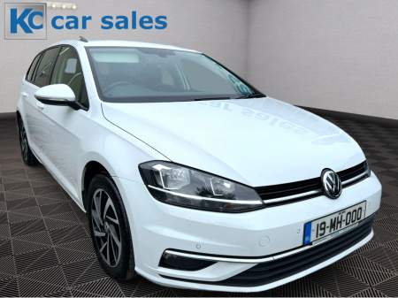 2019 Volkswagen Golf GOLF MATCH TDI S-AUTO , T-BELT & SERVICE ,€75p/w & €4,950 DEPOSIT,  FULL HISTORY ,  FINANCE AVAILABLE , SAT- NAV , SENSORS FRONT & REAR , CRUISE CTRL , PRIVACY GLASS & ALLOYS , APPLE PLAY & ANDROID. €18,950