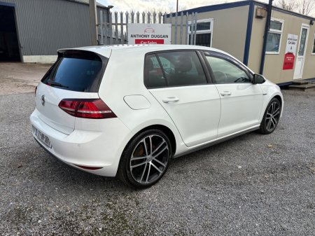 2017 Volkswagen Golf 2.0TDI 3DR 184HP GTD €17,950