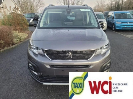 2024 Peugeot Rifter Wheelchair Accessible Taxi €56,500
