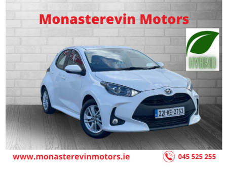 2022 Toyota Yaris HYBRID LUNA 4DR AUTO - APPLE CARPLAY / ANDROID AUTO €20,444