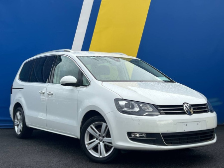 2016 Volkswagen Sharan HIGHLINE 1.4 TSI 7-SEATER AUTO // FULL SERVICE HISTORY // LEATHER/ALCANTARA HEATED SEATS // BACKSEAT CLIMATE CONTROL €19,900