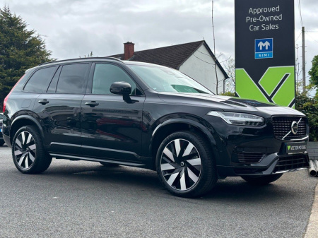 2024 Volvo XC90 PLUS T8 DARK AWD SUNROOF
