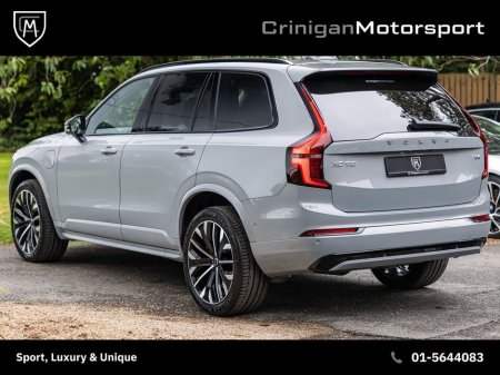 2025 Volvo XC90 T8 Ultra Dark €96,900