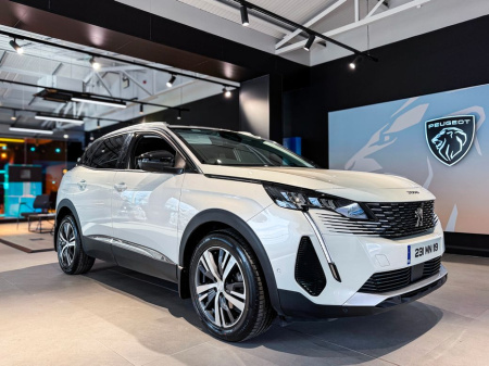2023 Peugeot 3008 FL Allure 1.5 Blue HDI 130 6.2 €35,500