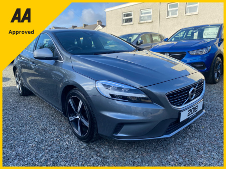 2018 Volvo V40 R-Design Nav + D2
