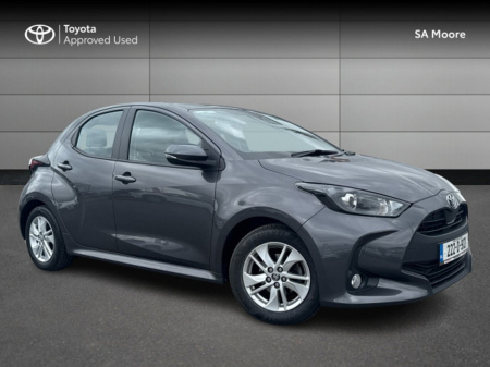 2022 Toyota Yaris 1.0 LUNA €18,995